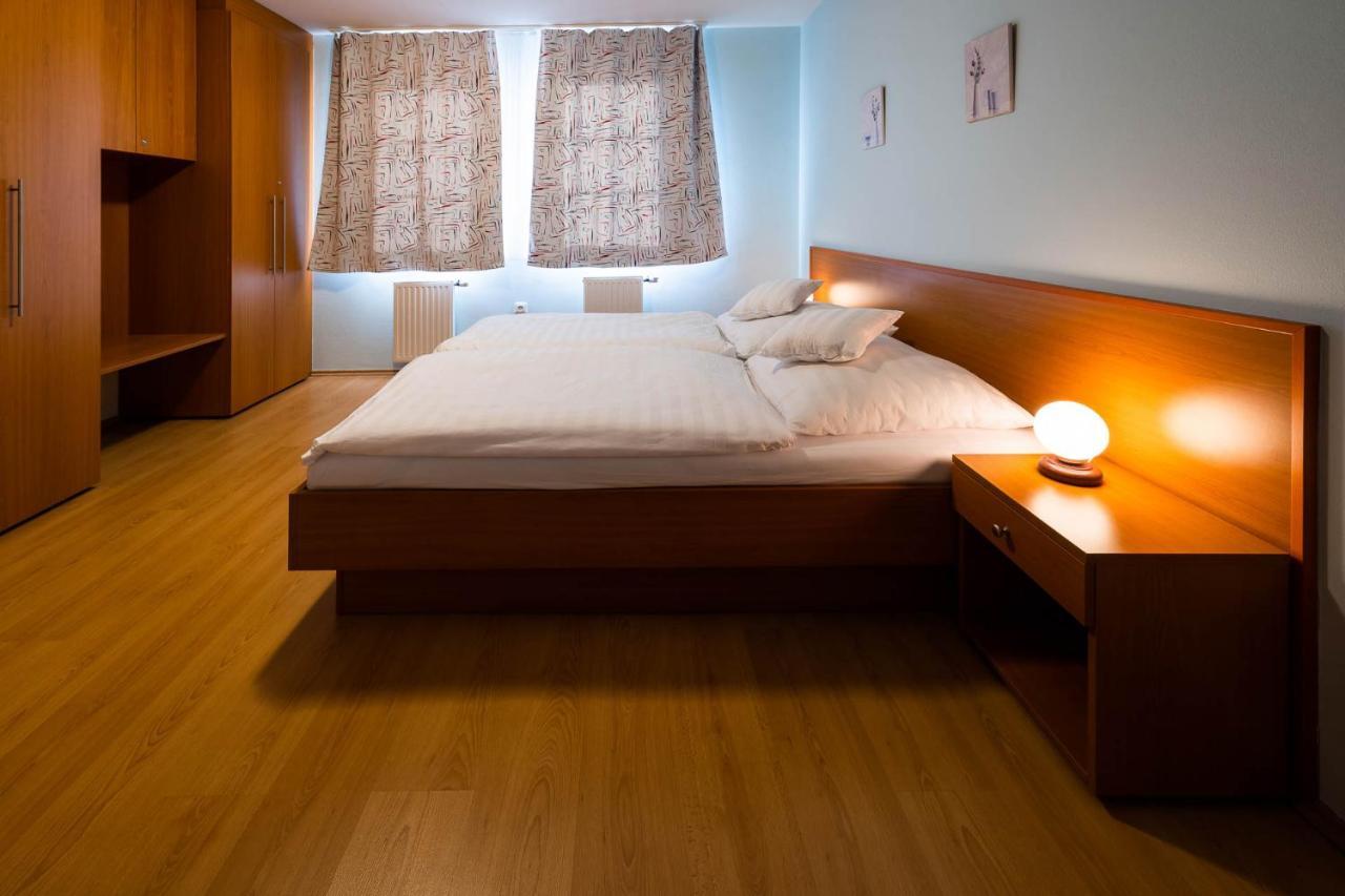 Apartman Eliska Trebon Bagian luar foto
