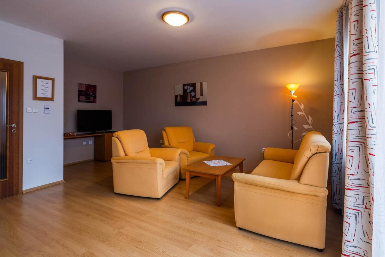 Apartman Eliska Trebon Bagian luar foto